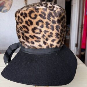 #Mr John Vintage Hat
